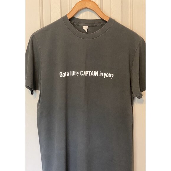 Captain Morgan Gray S/S T-Shirt Men's Size M "Put Some Captain In You" Tee - Picture 3 of 9
